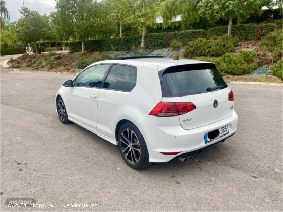 Volkswagen Golf R-Line 2.0 TDI 110kW (150CV) DSG Variant de 2016 con 161.000 Km por 19.500 EUR. en C