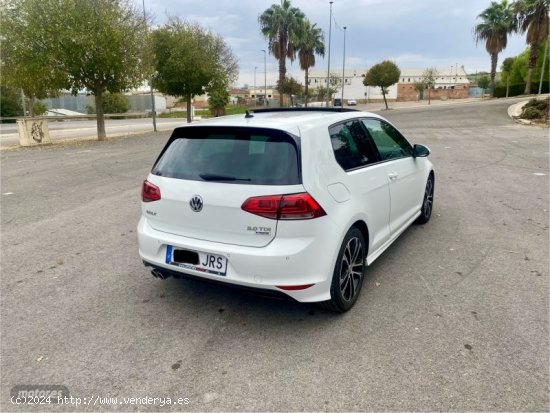 Volkswagen Golf R-Line 2.0 TDI 110kW (150CV) DSG Variant de 2016 con 161.000 Km por 19.500 EUR. en C