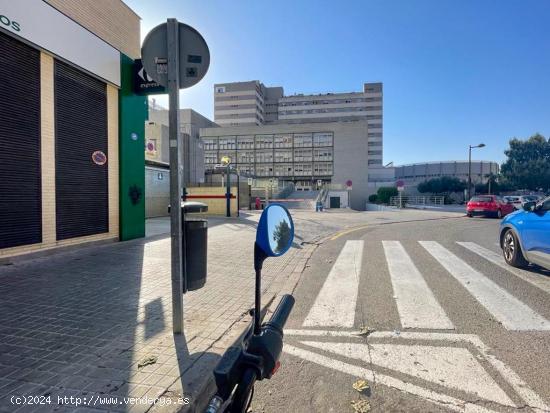 Se venden plazas de garajes en Calle Marina Alta (zona Campanar) - VALENCIA