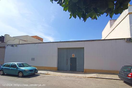 Amplio Terreno Urbano con Casa para Reformar en Zona Icovesa - CADIZ