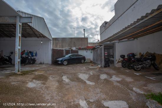 Amplio Terreno Urbano con Casa para Reformar en Zona Icovesa - CADIZ