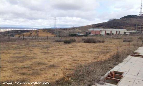 Terreno urbano en venta en urb Campo de Tiro Valdelafuente. - LEON