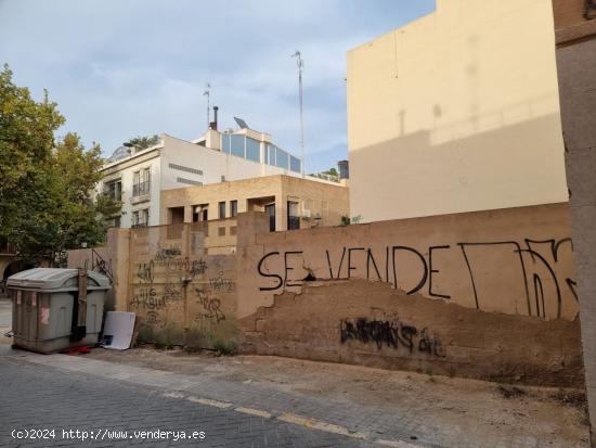 SOLAR CON PROYECTO EDIFICIO DOS VIVIENDAS+PARKING+PISCINA - ALICANTE