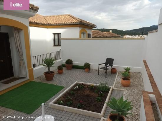 MARAVILLOSO CHALET EN LA SIERRA DE CADIZ, CON VISTAS ÚNICAS!! - CADIZ