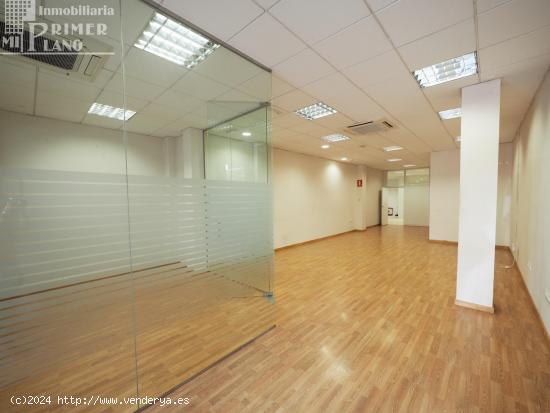 Espectacular local comercial en alquiler en calle Socuellamos, listo para entrar por solo 650 € - 