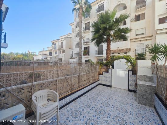 Se vende precioso bungalow en Torrevieja, Calas Blancas. - ALICANTE