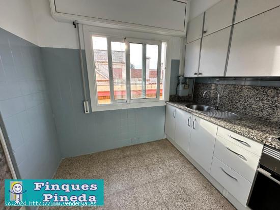 Piso con 3 habitaciones en el centro de Malgrat de Mar - BARCELONA