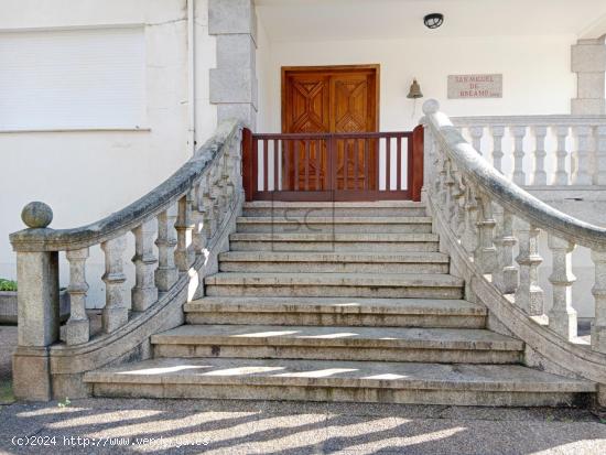 VIVIENDA CON FINCA EN BREAMO-PONTEDEUME - A CORUÑA