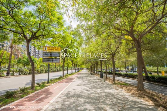  El amueblado  piso de 2 habitaciones con piscina comunitaria en Sant Pau - VALENCIA 