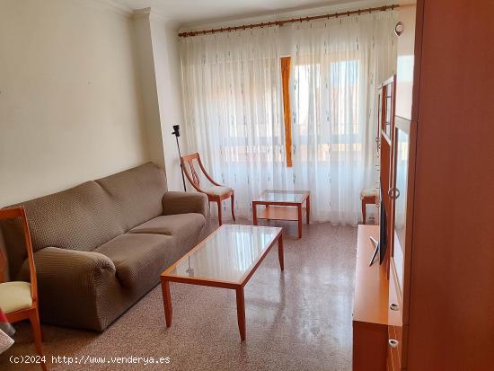 APARTAMENTO EN BUEN ESTADO CON 1 DORMITORIO - ALBACETE