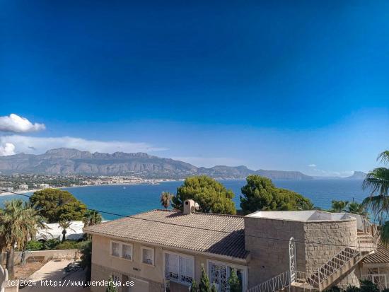 Villa en el Albir con impresionantes vistas - ALICANTE