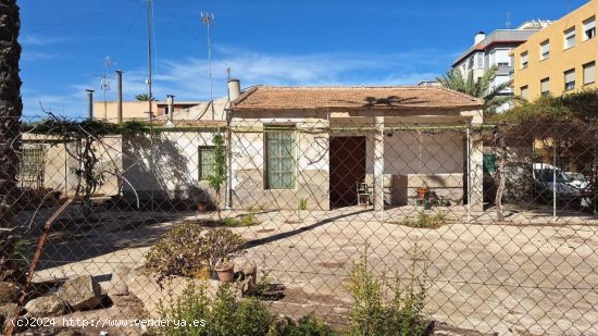 Villa en venta en Elche (Alicante)