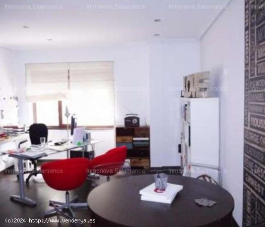  Salamanca ( Centro-Plaza Mayor); dúplex- loft, 2 estancias, baño. 650€ - Salamanca 