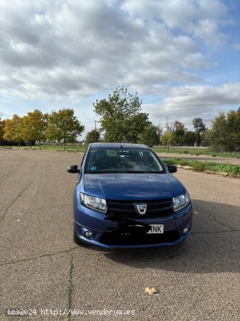 Dacia Sandero DACIA  Ambiance dCi de 2012 con 190.000 Km por 4.900 EUR. en Madrid