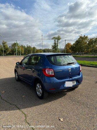 Dacia Sandero DACIA  Ambiance dCi de 2012 con 190.000 Km por 4.900 EUR. en Madrid