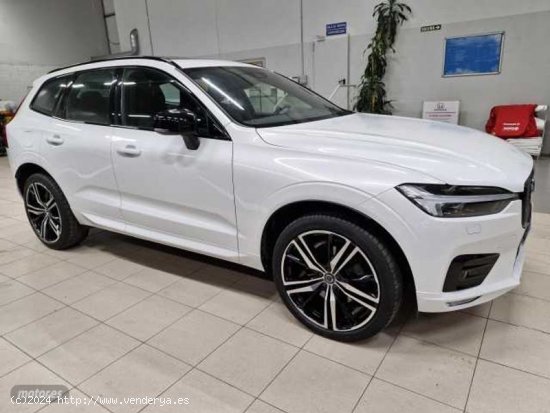 Volvo XC 60 R-Design, B4 AWD mild-hybrid de 2021 con 79.000 Km por 40.900 EUR. en Navarra