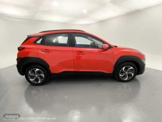 Hyundai Kona 1.6 GDI DT Maxx de 2023 con 17.359 Km por 23.200 EUR. en Barcelona