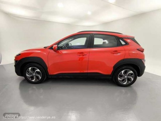 Hyundai Kona 1.6 GDI DT Maxx de 2023 con 17.359 Km por 23.200 EUR. en Barcelona