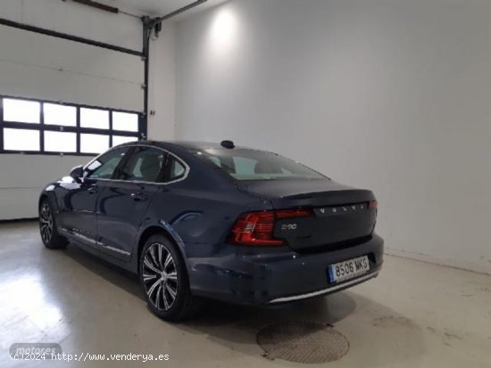 Volvo S 90 2.0 B4 G PLUS BRIGHT AUTO 197 4P de 2023 con 796 Km por 58.000 EUR. en Cadiz