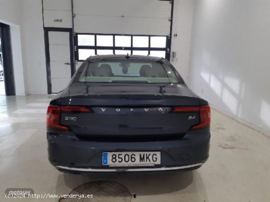 Volvo S 90 2.0 B4 G PLUS BRIGHT AUTO 197 4P de 2023 con 796 Km por 58.000 EUR. en Cadiz