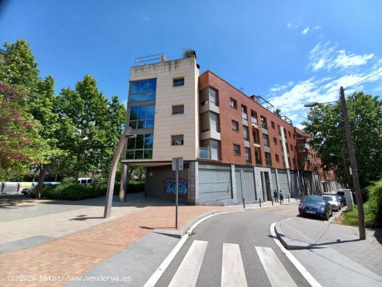  Plaza de parking en venta - BARCELONA 