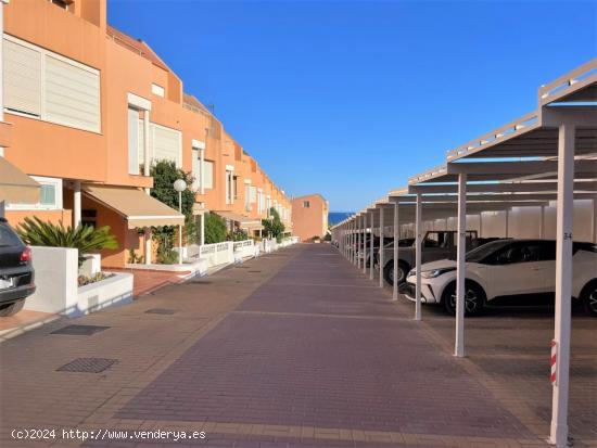 VIVIENDA DE ALQUILER DE SEPTIEMBRE A JUNIO - ALMERIA