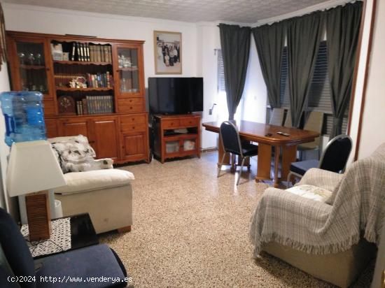 VIVIENDA MUY CENTRICA DE 140 M2. - ALBACETE