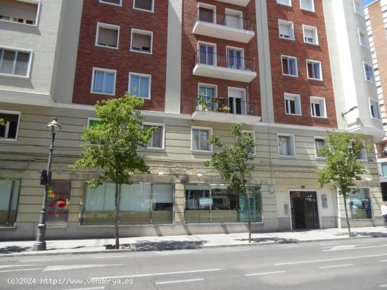  LOCAL COMERCIAL EN VENTA - VALLADOLID 