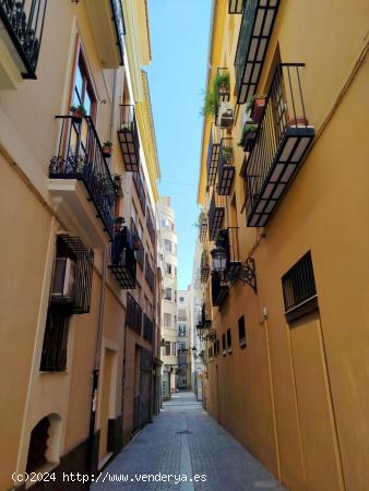 VENTA - SOLAR EDIFICABLE EN VALENCIA CENTRO (CIUTAT VELLA) - VALENCIA