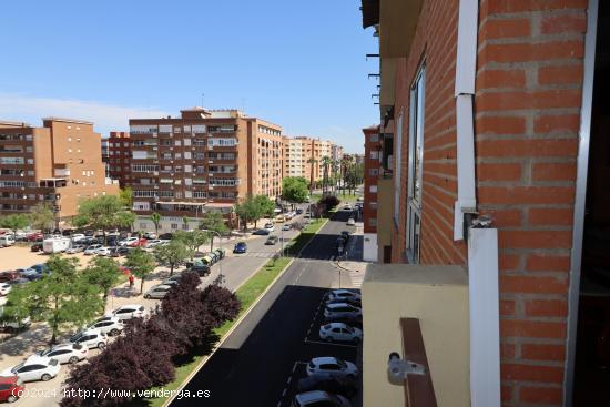  PISO DE 4 HABITACIONES EN VALDEPASILLAS - BADAJOZ 