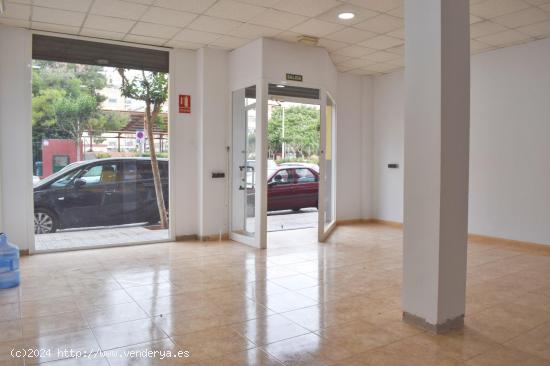  ALQUILER LOCAL COMERCIAL  EN JOAQUIN ESCRIVA - VALENCIA 