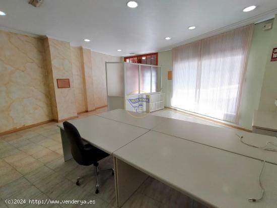 LOCAL EN PLANTA BAJA DE 65 M², IDEAL PARA OFICINA - PONTEVEDRA