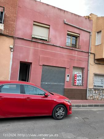  CASA, 2 ALTURAS CON PATIO Y TERRAZA EN SANTO ÁNGEL 616652603 - MURCIA 