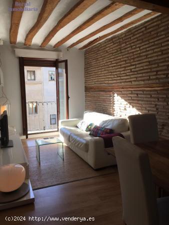 Fantástico piso en el Casco Antiguo de Logroño. 2 hab., 1 baño - LA RIOJA