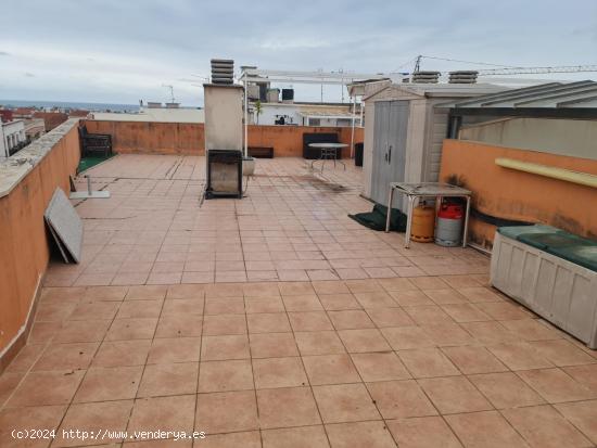  PRECIOSO PISO DE 4 HABITACIONES EN CUBELLES CON VISTAS AL MAR - BARCELONA 