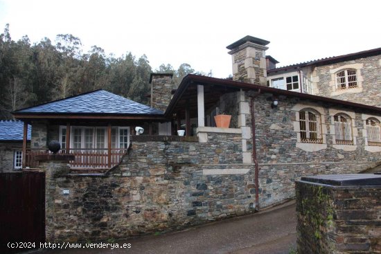  Chalet en venta en Cerdido (La Coruña) 