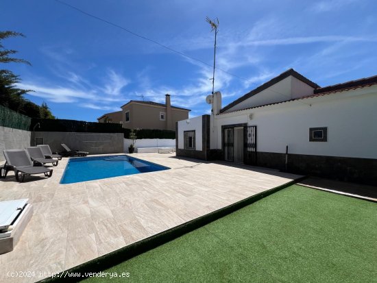  Villa en venta en Torrevieja (Alicante) 