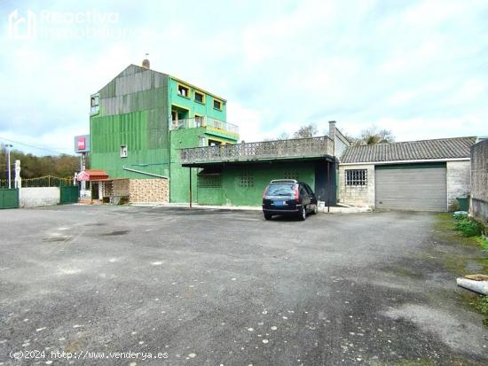 Casa de 4 plantas + sótano, con zona de parking de 500 m2 - A CORUÑA