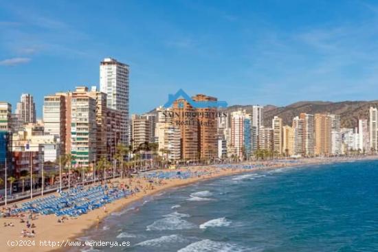  Plaza de Garaje Cabinado en Zona Levante Benidorm - ALICANTE 