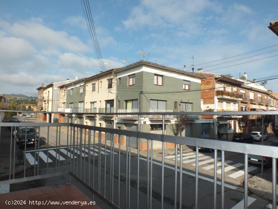 Unifamiliar adosada en venta  en Tona - Barcelona