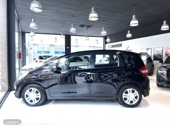 Honda Jazz 1.5 i-MMD CROSSTAR de 2012 con 122.600 Km por 8.890 EUR. en Barcelona