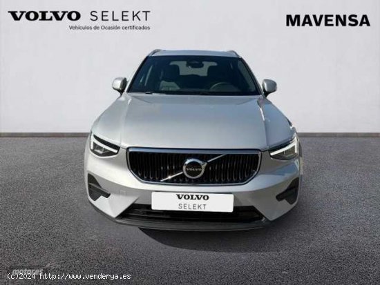 Volvo XC40 XC40 Core, B3 mild hybrid, Gasolina de 2023 con 9 Km por 37.900 EUR. en Badajoz