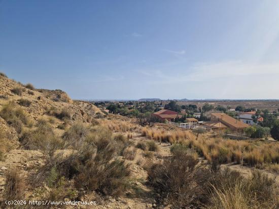 Oportunidad Única en Mutxamel: Parcelas Urbanas con Vistas Espectaculares - ALICANTE