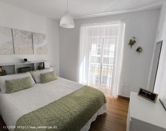  APARTAMENTO REFORMADO CENTRO CADIZ - CADIZ 