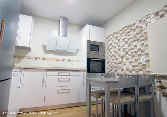 APARTAMENTO REFORMADO CENTRO CADIZ - CADIZ