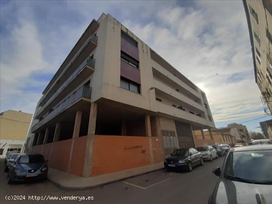 EDIFICIO EN AMPOSTA - TARRAGONA