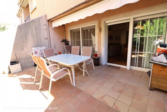 CHALET ADOSADO URB.GUADIANA / GRAN OPORTUNIDAD - BADAJOZ