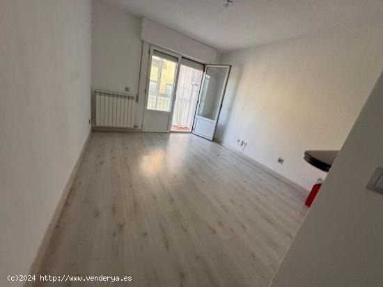 PISO EN VENTA EN CIGALES, CON GARAJE Y PISCINA - VALLADOLID