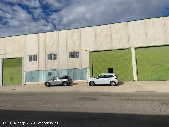 NAVE INDUSTRIAL  DE 1650M2 - MURCIA