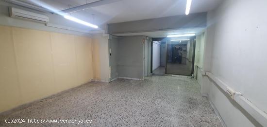  Local comercial - Barcelona (Sant Martí / El Camp de l'Arpa) - BARCELONA 